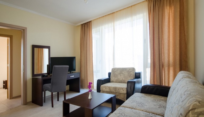 ROME_PALACE_DELUXE_APARTHOTEL_SUNNY_BEACH_BULGARIA_AIR_TOUR_TRAVEL